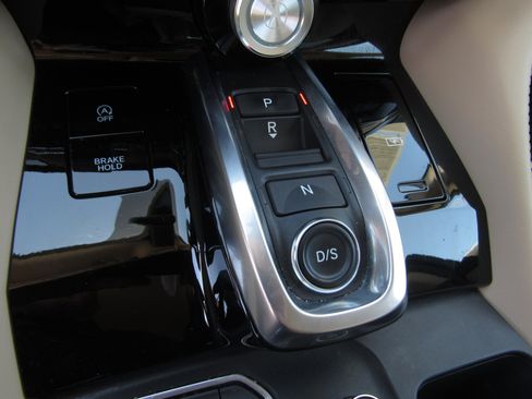 Used 2022 Acura MDX SH-AWD w/ Advance Package image 22