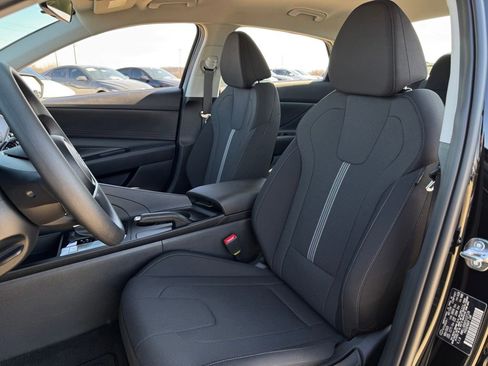 New 2026 Hyundai Elantra SE image 19