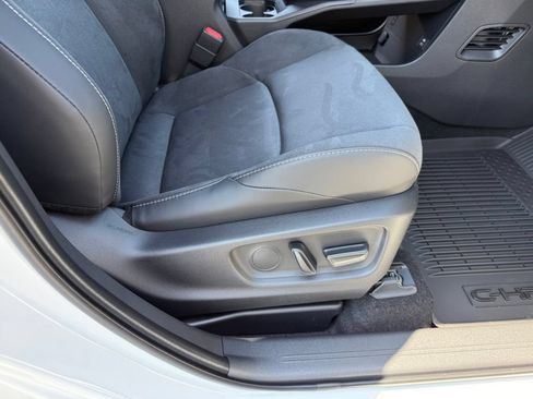 New 2026 Toyota C-HR AWD/4WD image 44