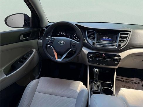 Used 2018 Hyundai Tucson SE FWD image 14