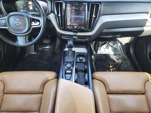 Used 2018 Volvo XC60 T6 Inscription w/ Luxury Seat Package AWD/4WD image 18