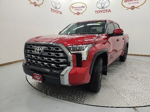 Used 2025 Toyota Tundra Platinum AWD/4WD image 2