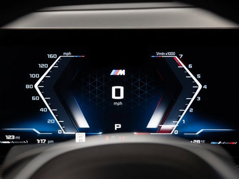 Used 2024 BMW X7 M60i w/ Executive Package image 91