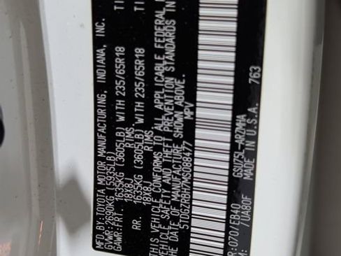 Used 2021 Toyota Highlander XLE image 44