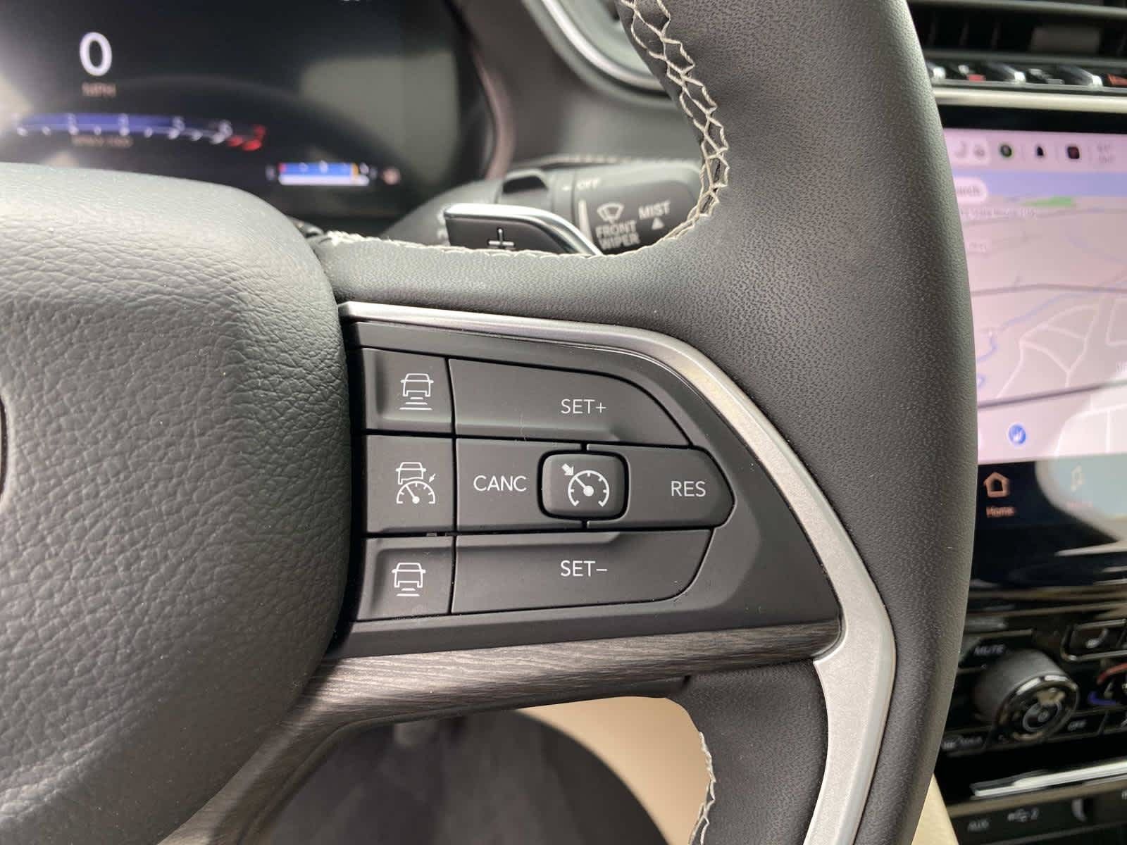 Certified 2023 Jeep Grand Cherokee Limited AWD/4WD image 17