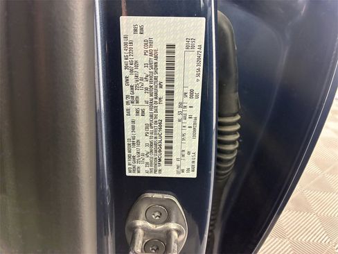 Used 2020 Ford Escape SE image 38