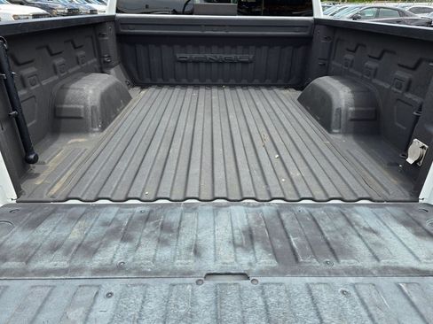 Used 2022 GMC Sierra 1500 Denali AWD/4WD image 6