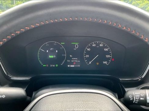 Used 2025 Honda CR-V Sport-L image 13