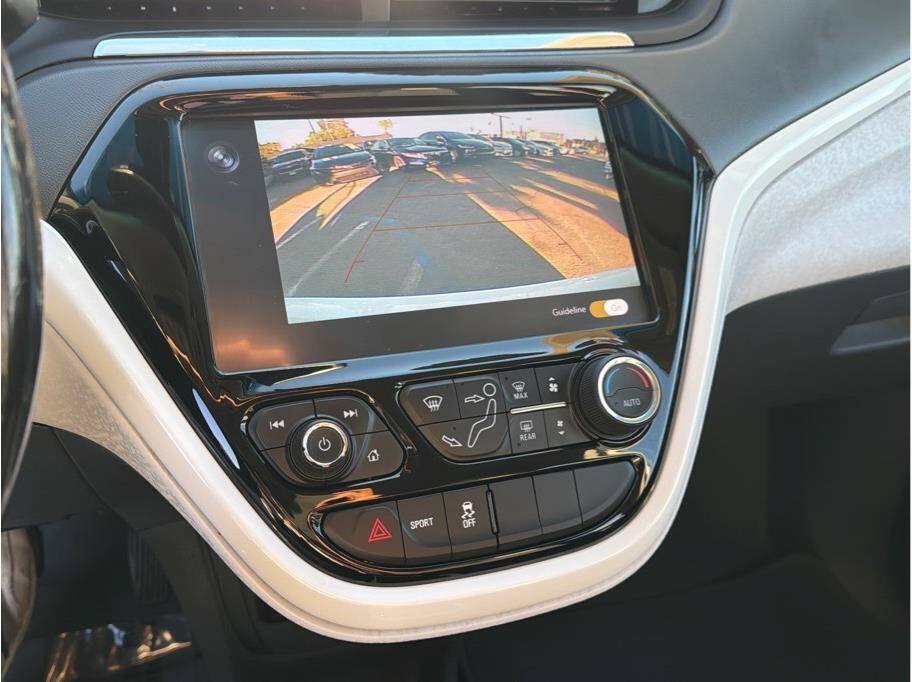 Used 2018 Chevrolet Bolt LT FWD image 13