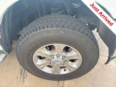 Used 2024 RAM 2500 Big Horn AWD/4WD image 15