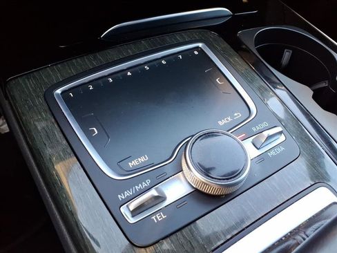 Used 2019 Audi Q7 3.0T Premium w/ Convenience Package image 24