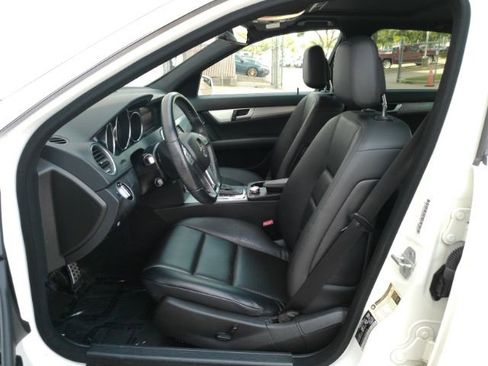 Used 2013 Mercedes-Benz C 300 4MATIC Sedan image 11