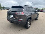 Used 2020 Jeep Cherokee Trailhawk image 5