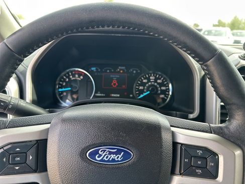 Used 2019 Ford F150 Lariat w/ FX4 Off-Road Package image 26