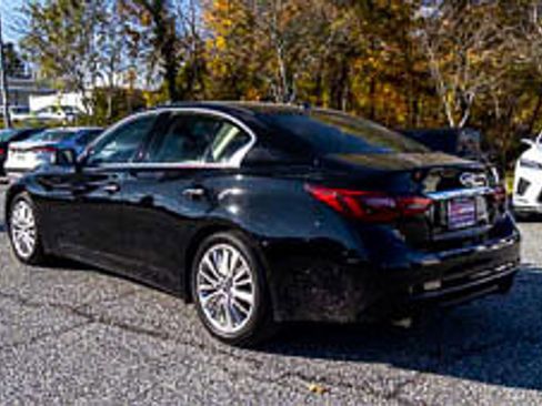Used 2021 INFINITI Q50 Luxe image 4