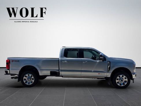 Used 2024 Ford F350 Lariat w/ Lariat Ultimate Package AWD/4WD image 8