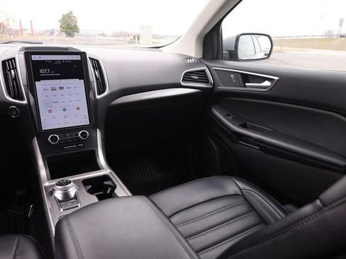 Certified 2024 Ford Edge SEL image 24