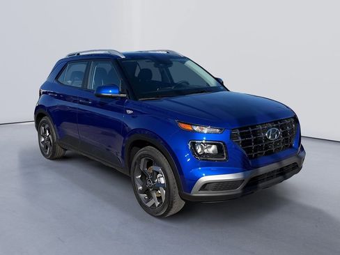 New 2026 Hyundai Venue SEL FWD image 1