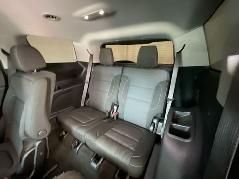 Used 2021 GMC Acadia SLE w/ Elevation Edition AWD/4WD image 23