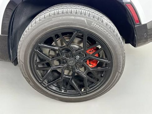 Used 2021 Land Rover Defender 110 X AWD/4WD image 33