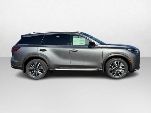 New 2026 INFINITI QX60 Luxe w/ Family Package image 2