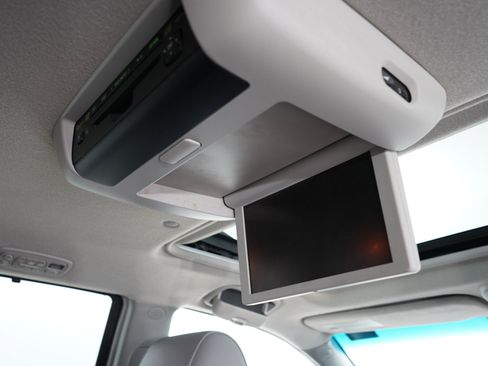 Used 2008 Toyota Sienna XLE Limited FWD image 14