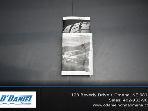 Used 2022 Ford Explorer XLT w/ Equipment Group 202A AWD/4WD image 46