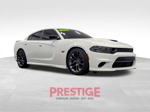 Used 2023 Dodge Charger Scat Pack w/ Technology Group image 5