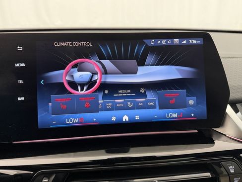 Used 2025 BMW X2 xDrive28i image 31