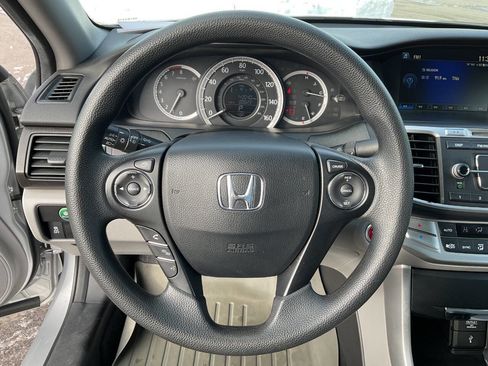 Used 2014 Honda Accord EX image 17