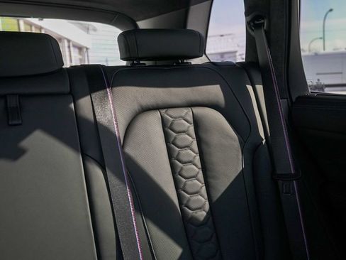 Used 2026 BMW X5 M Competition w/ Executive Package image 47