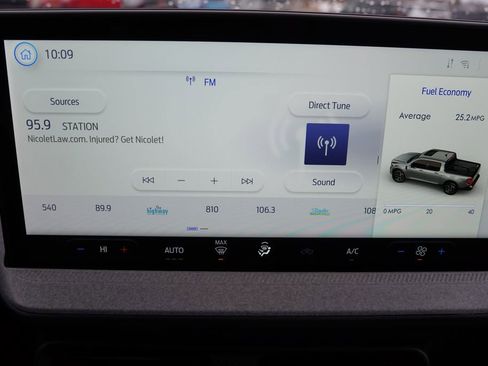 Certified 2025 Ford Maverick XLT w/ Equipment Group 302A image 24