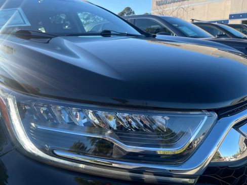 Used 2018 Honda CR-V Touring image 24