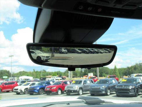 Used 2025 Chevrolet Silverado 2500 LTZ w/ LTZ Convenience Package image 29