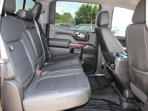 Used 2021 GMC Sierra 1500 SLT AWD/4WD image 19