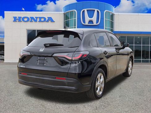 Used 2024 Honda HR-V LX image 2