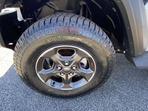 Used 2020 Jeep Wrangler Unlimited Sport image 35