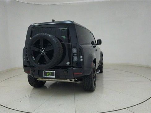 Used 2022 Land Rover Defender 90 X image 65