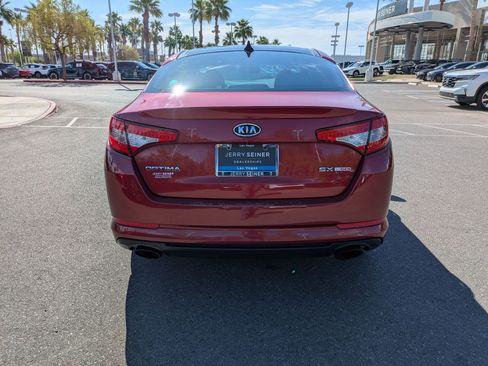 Used 2012 Kia Optima SX w/ Premium Touring Pkg FWD image 4