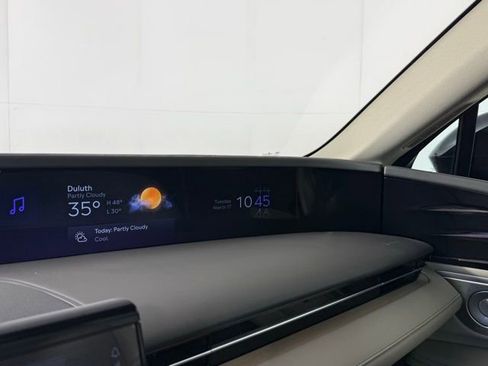 Used 2024 Lincoln Nautilus Reserve w/ Equipment Group 203A image 20