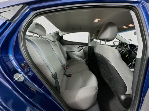Used 2016 Hyundai Elantra SE FWD image 24