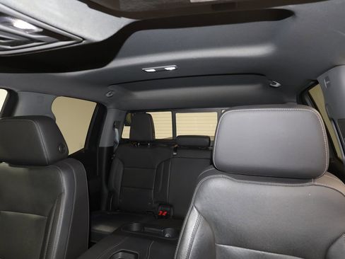 Certified 2020 Chevrolet Silverado 1500 LTZ w/ Technology Package image 20