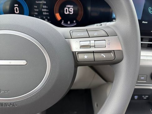 New 2026 Hyundai Kona SE AWD/4WD image 21