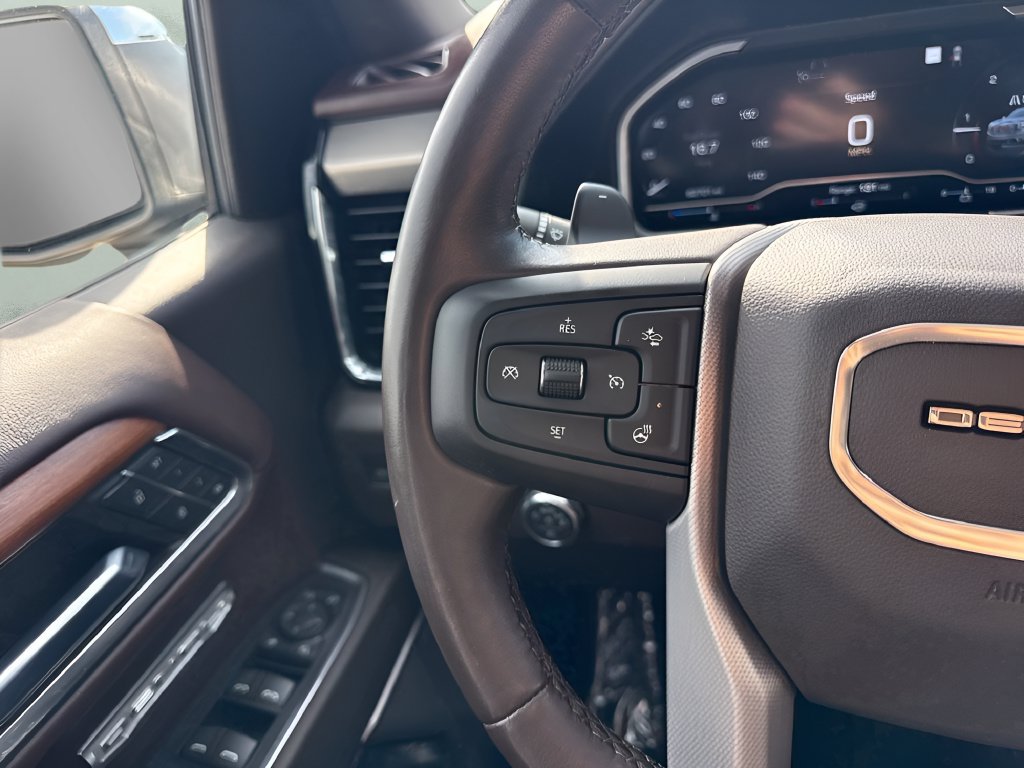 Used 2022 GMC Sierra 1500 Denali AWD/4WD image 16