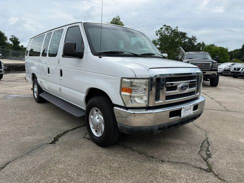 Used 2011 Ford E-350 and Econoline 350 XLT RWD image 7