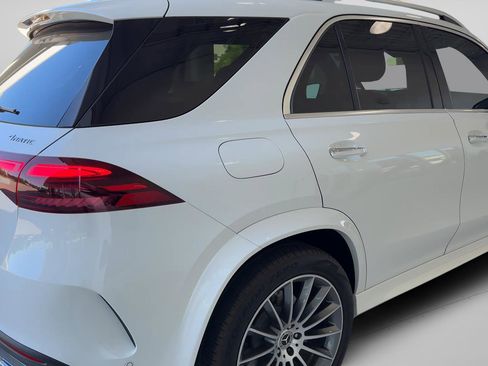 Used 2024 Mercedes-Benz GLE 450 4MATIC image 48