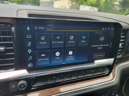 Certified 2025 Chevrolet Silverado 1500 RST AWD/4WD image 21