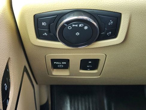 Certified 2019 Ford F150 Lariat w/ Equipment Group 501A Mid image 34