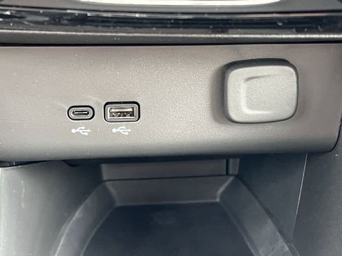 New 2026 Buick Encore GX Sport Touring image 7