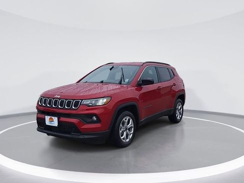 New 2026 Jeep Compass Latitude AWD/4WD image 3